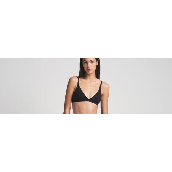 SKIMS Onyx “Fits Everybody” Triangle Bralette – NWT – Size Extra Small - Picture 3 of 3